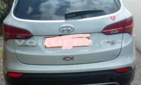 Acheter Occasion Voiture Hyundai Santa Fe Gris à Libreville, Estuaire Acheter Occasion Voiture Hyundai Santa Fe Gris à Libreville, Estuaire