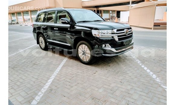 Acheter Import Voiture Toyota Land Cruiser Noir à Import - Dubai, Estuaire Acheter Import Voiture Toyota Land Cruiser Noir à Import - Dubai, Estuaire