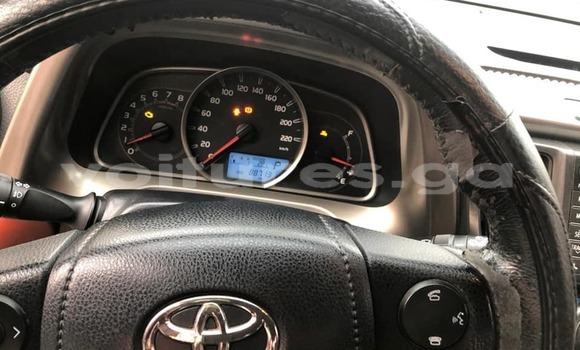 Acheter Occasion Voiture Toyota RAV4 Blanc à Libreville, Estuaire Acheter Occasion Voiture Toyota RAV4 Blanc à Libreville, Estuaire