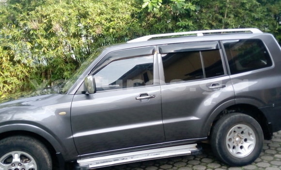 Acheter Occasion Voiture Mitsubishi Pajero Gris à Libreville, Estuaire Acheter Occasion Voiture Mitsubishi Pajero Gris à Libreville, Estuaire