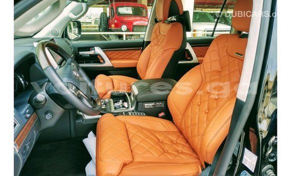 Acheter Import Voiture Toyota Land Cruiser Noir à Import - Dubai, Estuaire Acheter Import Voiture Toyota Land Cruiser Noir à Import - Dubai, Estuaire