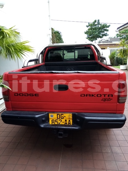 Big with watermark dodge dakota estuaire libreville 7782