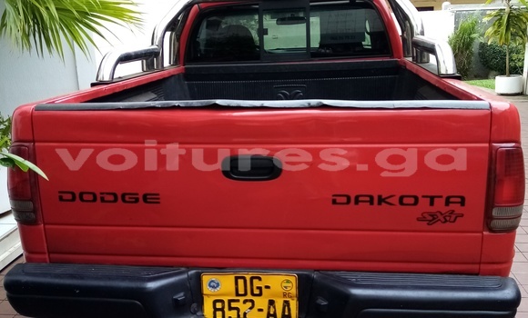 Acheter Occasion Voiture Dodge Dakota Rouge à Libreville, Estuaire Acheter Occasion Voiture Dodge Dakota Rouge à Libreville, Estuaire