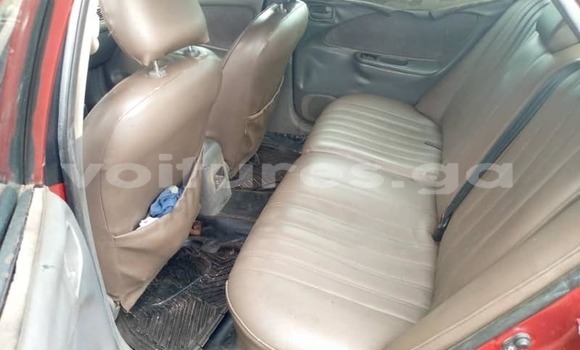 Acheter Occasion Voiture Toyota Avensis Rouge à Libreville, Estuaire Acheter Occasion Voiture Toyota Avensis Rouge à Libreville, Estuaire