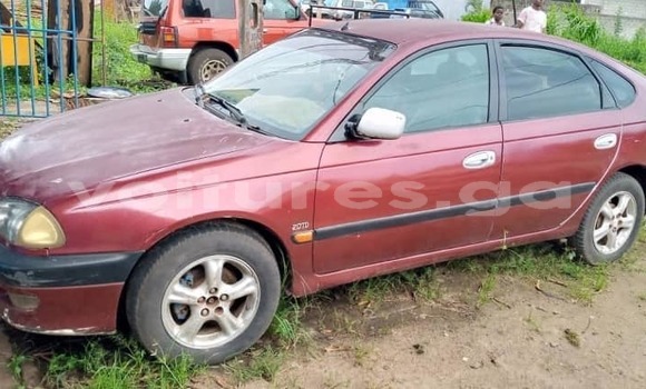 Acheter Occasion Voiture Toyota Avensis Rouge à Libreville, Estuaire Acheter Occasion Voiture Toyota Avensis Rouge à Libreville, Estuaire