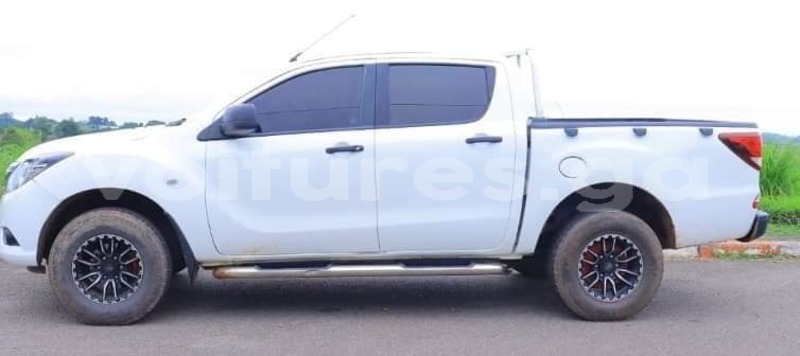 Big with watermark mazda bt 50 estuaire libreville 7802