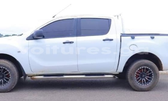 Acheter Occasion Voiture Mazda BT-50 Blanc à Libreville, Estuaire Acheter Occasion Voiture Mazda BT-50 Blanc à Libreville, Estuaire