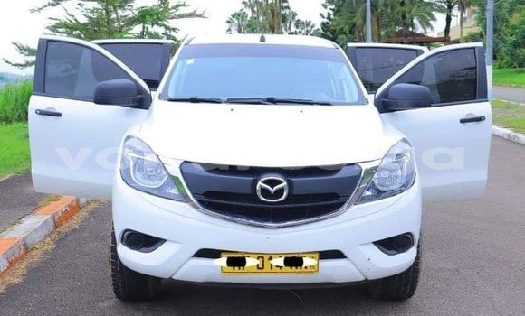 Acheter Occasion Voiture Mazda BT-50 Blanc à Libreville, Estuaire Acheter Occasion Voiture Mazda BT-50 Blanc à Libreville, Estuaire