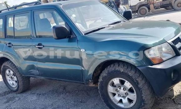 Acheter Occasion Voiture Mitsubishi Pajero Vert à Libreville, Estuaire Acheter Occasion Voiture Mitsubishi Pajero Vert à Libreville, Estuaire
