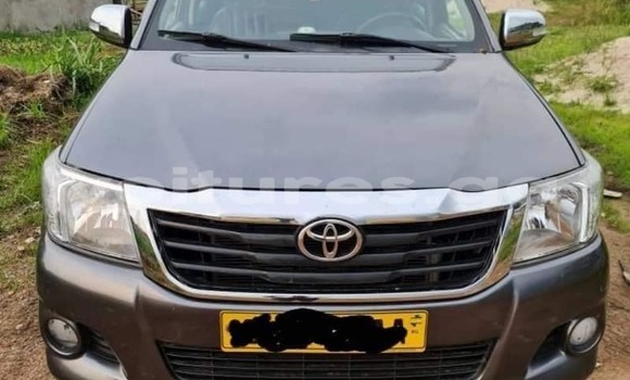 Acheter Occasion Voiture Toyota Hilux Noir à Libreville, Estuaire Acheter Occasion Voiture Toyota Hilux Noir à Libreville, Estuaire