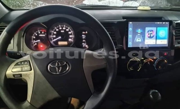 Acheter Occasion Voiture Toyota Hilux Noir à Libreville, Estuaire Acheter Occasion Voiture Toyota Hilux Noir à Libreville, Estuaire