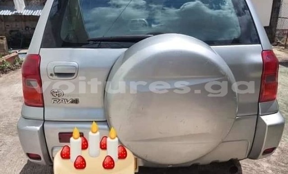 Acheter Occasion Voiture Toyota RAV4 Gris à Libreville, Estuaire Acheter Occasion Voiture Toyota RAV4 Gris à Libreville, Estuaire