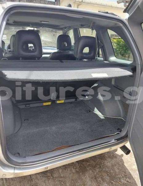 Big with watermark toyota rav4 estuaire libreville 7826