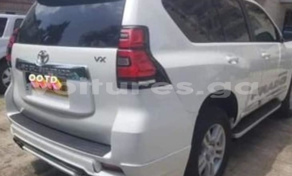 Acheter Occasion Voiture Toyota Land Cruiser Prado Blanc à Libreville, Estuaire Acheter Occasion Voiture Toyota Land Cruiser Prado Blanc à Libreville, Estuaire