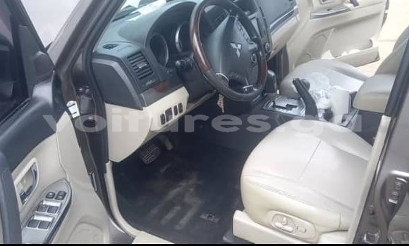 Acheter Occasion Voiture Mitsubishi Pajero Marron à Libreville, Estuaire Acheter Occasion Voiture Mitsubishi Pajero Marron à Libreville, Estuaire