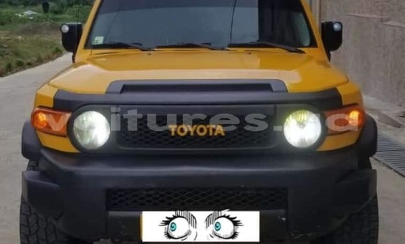 Sayi Na hannu Toyota FJ Cruiser Sauran Mota in Libreville a estuary Sayi Na hannu Toyota FJ Cruiser Sauran Mota in Libreville a estuary