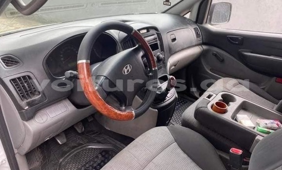 Acheter Occasion Voiture Hyundai H1 Blanc à Libreville, Estuaire Acheter Occasion Voiture Hyundai H1 Blanc à Libreville, Estuaire