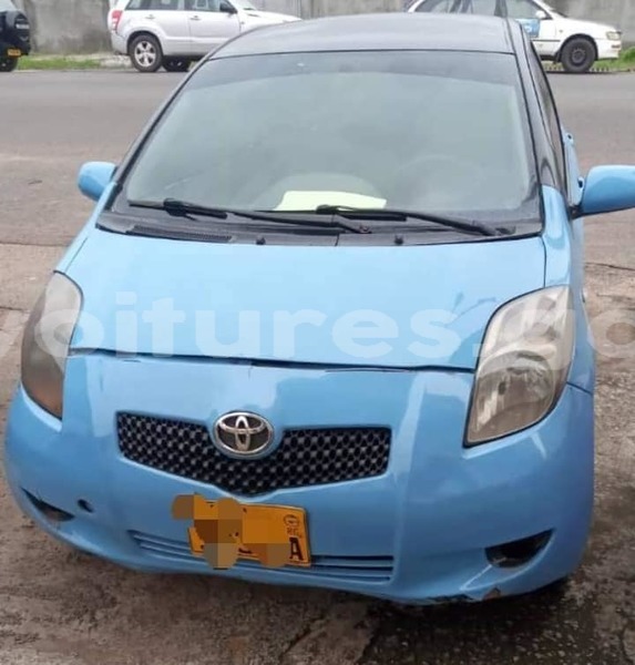 Big with watermark toyota yaris estuaire libreville 7842