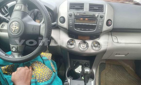 Acheter Occasion Voiture Toyota RAV4 Blanc à Libreville, Estuaire Acheter Occasion Voiture Toyota RAV4 Blanc à Libreville, Estuaire