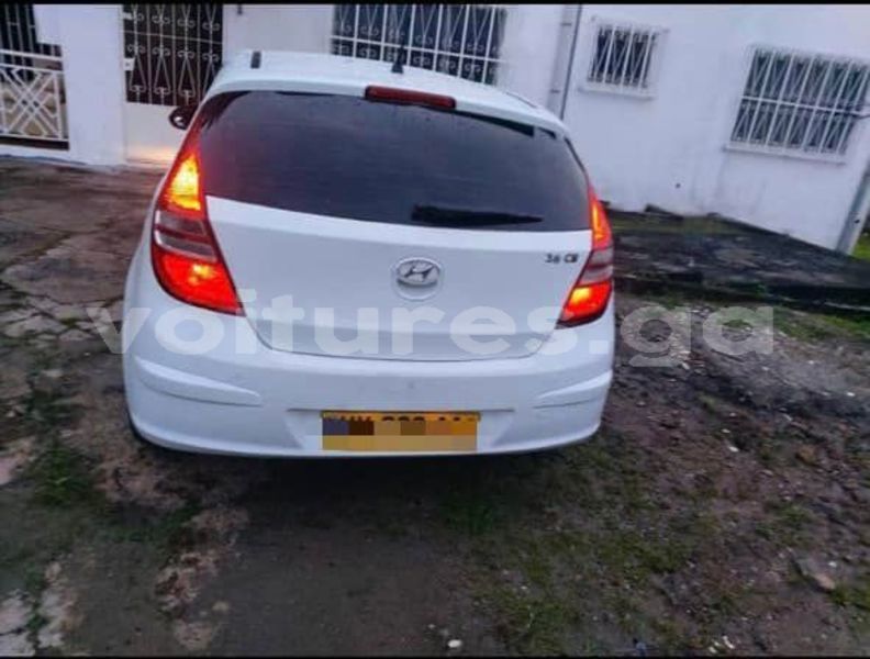 Big with watermark hyundai i30 estuaire libreville 7851