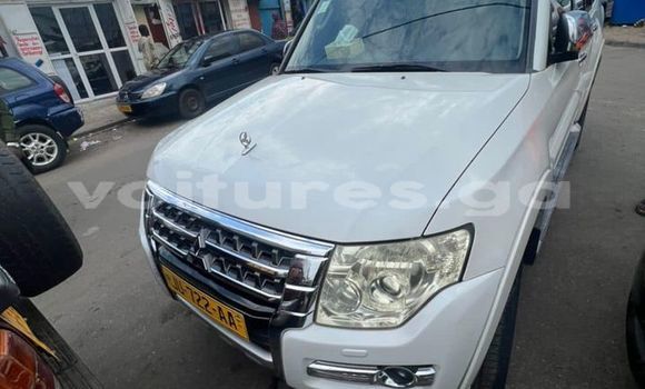 Acheter Occasion Voiture Mitsubishi Pajero Blanc à Libreville, Estuaire Acheter Occasion Voiture Mitsubishi Pajero Blanc à Libreville, Estuaire