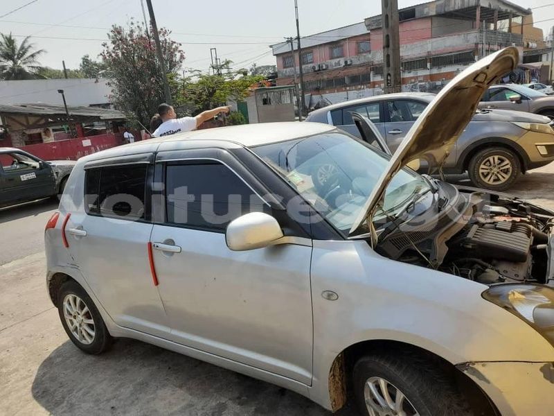 Big with watermark suzuki swift estuaire libreville 7854