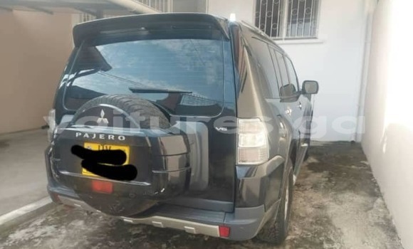 Acheter Occasion Voiture Mitsubishi Pajero Noir à Libreville, Estuaire Acheter Occasion Voiture Mitsubishi Pajero Noir à Libreville, Estuaire