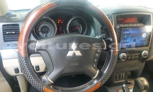 Acheter Occasion Voiture Mitsubishi Pajero Noir à Libreville, Estuaire Acheter Occasion Voiture Mitsubishi Pajero Noir à Libreville, Estuaire