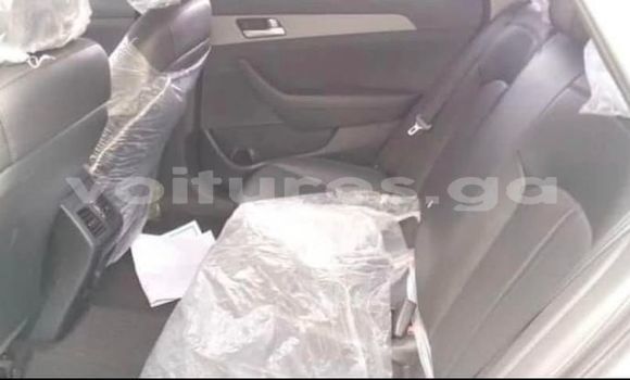 Acheter Occasion Voiture Hyundai Sonata Blanc à Libreville, Estuaire Acheter Occasion Voiture Hyundai Sonata Blanc à Libreville, Estuaire