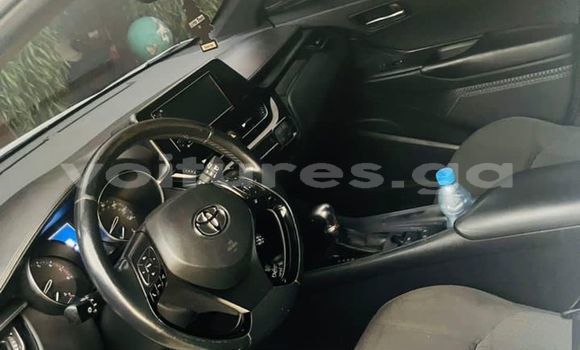 Acheter Occasion Voiture Toyota C-HR Blanc à Libreville, Estuaire Acheter Occasion Voiture Toyota C-HR Blanc à Libreville, Estuaire