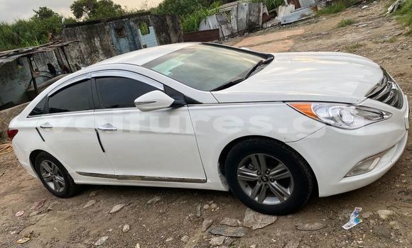 Acheter Occasion Voiture Hyundai Sonata Blanc à Libreville, Estuaire Acheter Occasion Voiture Hyundai Sonata Blanc à Libreville, Estuaire