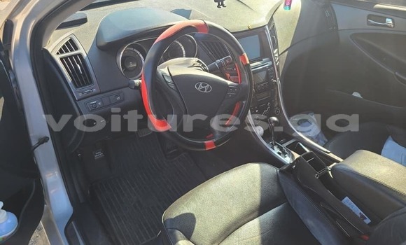 Acheter Occasion Voiture Hyundai Sonata Blanc à Libreville, Estuaire Acheter Occasion Voiture Hyundai Sonata Blanc à Libreville, Estuaire