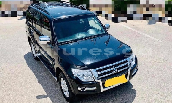 Acheter Occasion Voiture Mitsubishi Pajero Noir à Libreville, Estuaire Acheter Occasion Voiture Mitsubishi Pajero Noir à Libreville, Estuaire