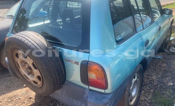 Acheter Occasion Voiture Toyota RAV4 Bleu à Libreville, Estuaire Acheter Occasion Voiture Toyota RAV4 Bleu à Libreville, Estuaire