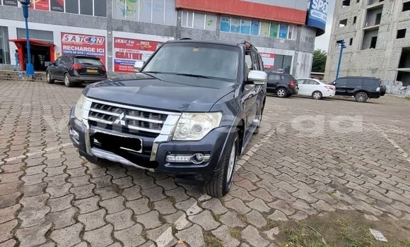 Sayi Imported Mitsubishi Pajero Azurfa Mota in Libreville a estuary