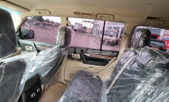Sayi Imported Mitsubishi Pajero Azurfa Mota in Libreville a estuary Sayi Imported Mitsubishi Pajero Azurfa Mota in Libreville a estuary