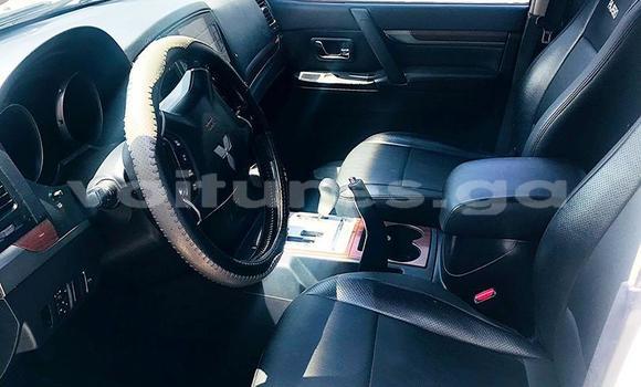 Acheter Occasion Voiture Mitsubishi Pajero Blanc à Libreville, Estuaire Acheter Occasion Voiture Mitsubishi Pajero Blanc à Libreville, Estuaire