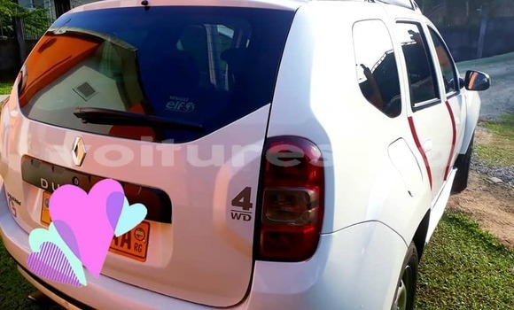 Acheter Occasion Voiture Renault Duster Blanc à Libreville, Estuaire Acheter Occasion Voiture Renault Duster Blanc à Libreville, Estuaire