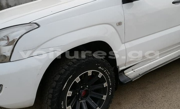 Acheter Occasion Voiture Toyota Land Cruiser Prado Blanc à Libreville, Estuaire Acheter Occasion Voiture Toyota Land Cruiser Prado Blanc à Libreville, Estuaire