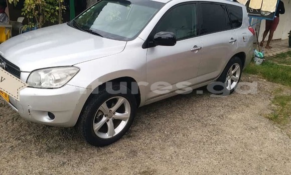 Acheter Occasion Voiture Toyota RAV4 Gris à Libreville, Estuaire Acheter Occasion Voiture Toyota RAV4 Gris à Libreville, Estuaire