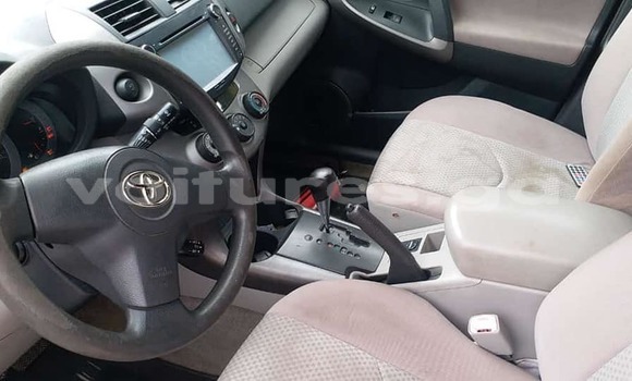 Acheter Occasion Voiture Toyota RAV4 Gris à Libreville, Estuaire Acheter Occasion Voiture Toyota RAV4 Gris à Libreville, Estuaire