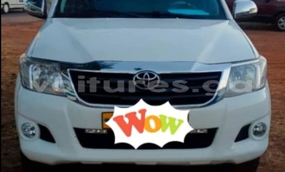 Acheter Occasion Voiture Toyota Hilux Blanc à Port–Gentil, Ogooué-Maritime Acheter Occasion Voiture Toyota Hilux Blanc à Port–Gentil, Ogooué-Maritime