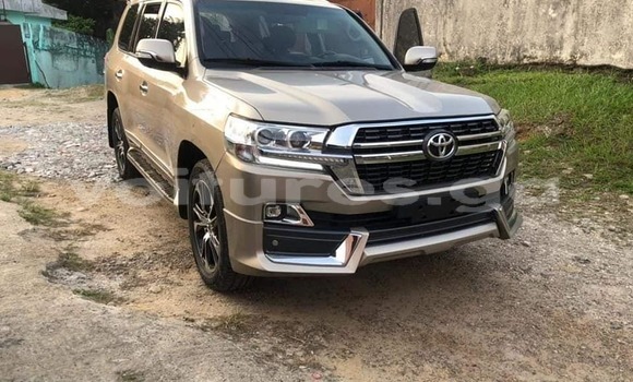 Acheter Occasion Voiture Toyota Land Cruiser Marron à Port–Gentil, Ogooué-Maritime Acheter Occasion Voiture Toyota Land Cruiser Marron à Port–Gentil, Ogooué-Maritime