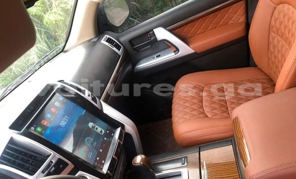 Acheter Occasion Voiture Toyota Land Cruiser Marron à Port–Gentil, Ogooué-Maritime Acheter Occasion Voiture Toyota Land Cruiser Marron à Port–Gentil, Ogooué-Maritime