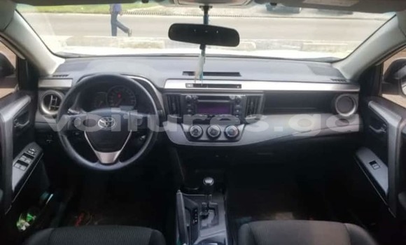 Acheter Occasion Voiture Toyota RAV4 Blanc à Libreville, Estuaire Acheter Occasion Voiture Toyota RAV4 Blanc à Libreville, Estuaire