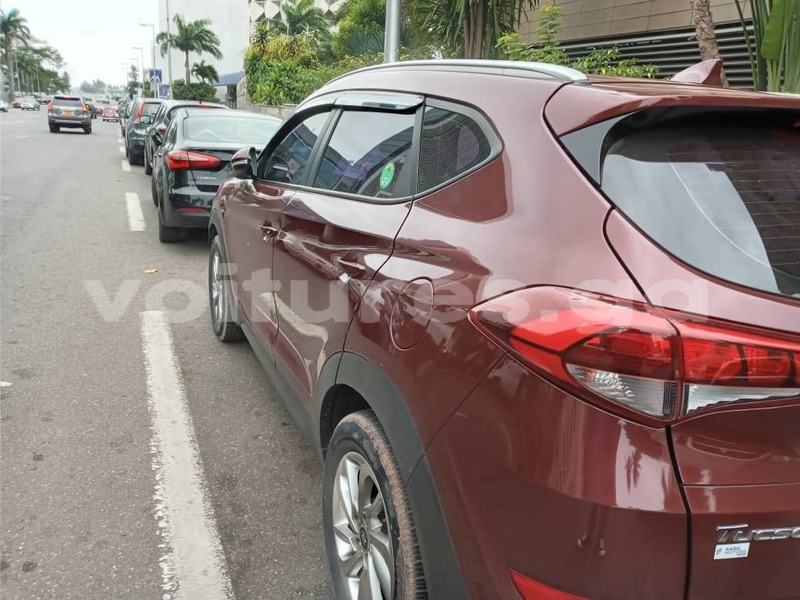 Big with watermark hyundai tucson estuaire libreville 7923