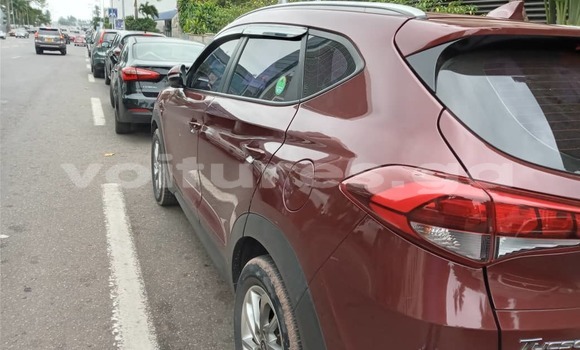 Sayi Imported Hyundai Tucson Red Mota in Libreville a estuary Sayi Imported Hyundai Tucson Red Mota in Libreville a estuary