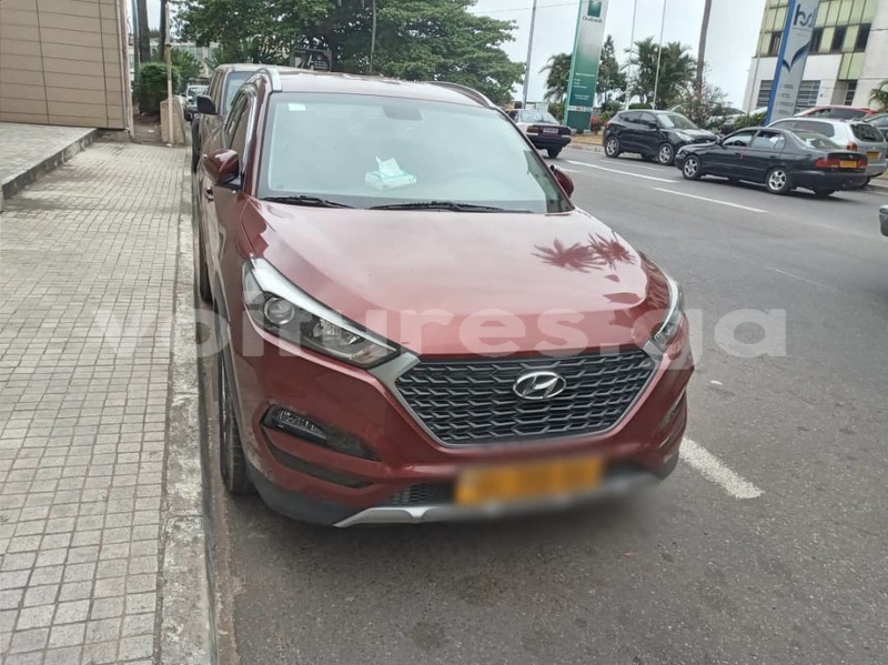 Big with watermark hyundai tucson estuaire libreville 7923