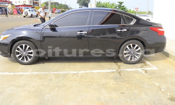 Sayi Imported Nissan Altima Black Mota in Libreville a estuary Sayi Imported Nissan Altima Black Mota in Libreville a estuary