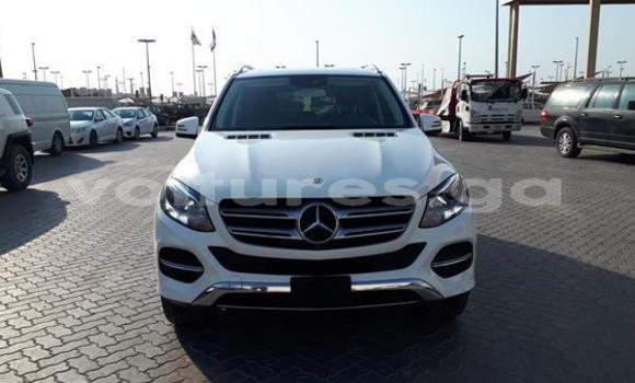Buy Used Mercedes-Benz GLE White Car in Makokou in Ogooué-Ivindo Buy Used Mercedes-Benz GLE White Car in Makokou in Ogooué-Ivindo